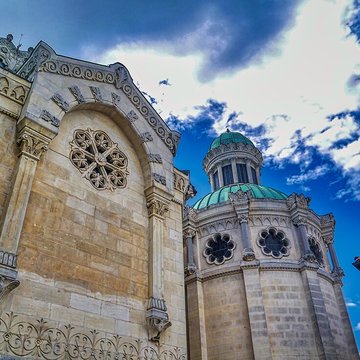 Eglise  et basilique