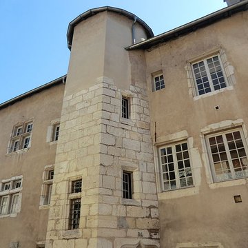 Maison May et ancien oratoire