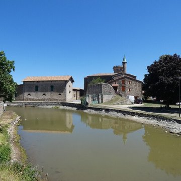 Château de Virieu à Pélussin