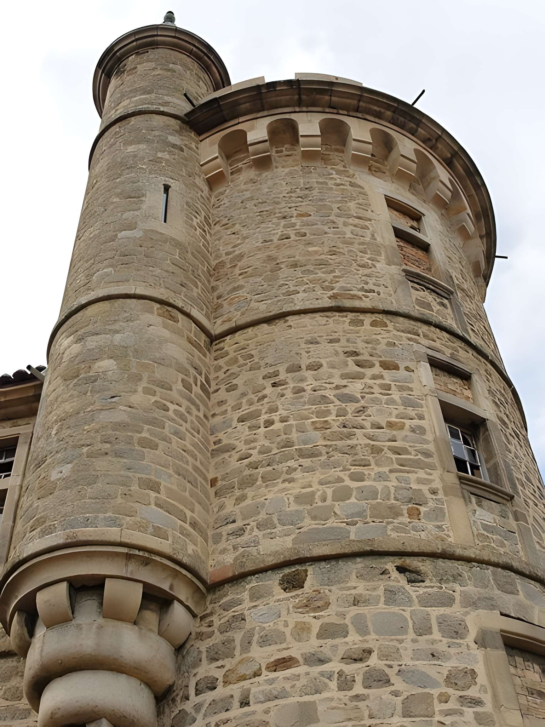 Château de Virieu à Pélussin