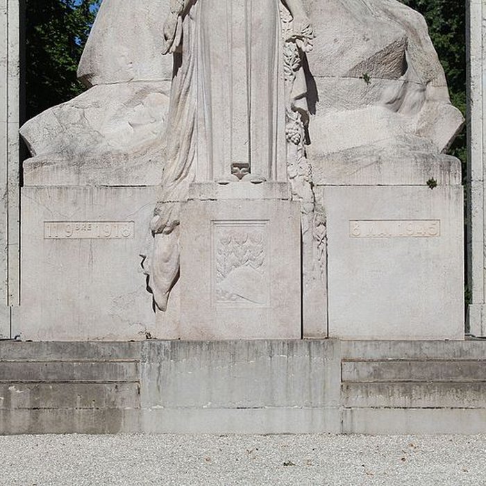 Photo de Monument aux morts