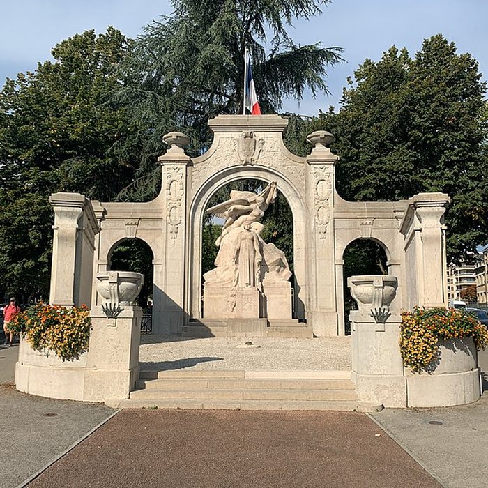 Photo de Monument aux morts