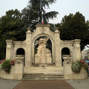 Monument aux morts