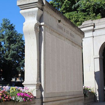 Monument aux morts