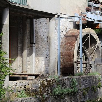 Moulin à farine situé sur le cours de la rivière dénommée La Suisse