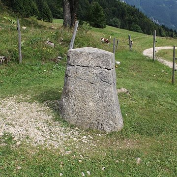 Borne frontière