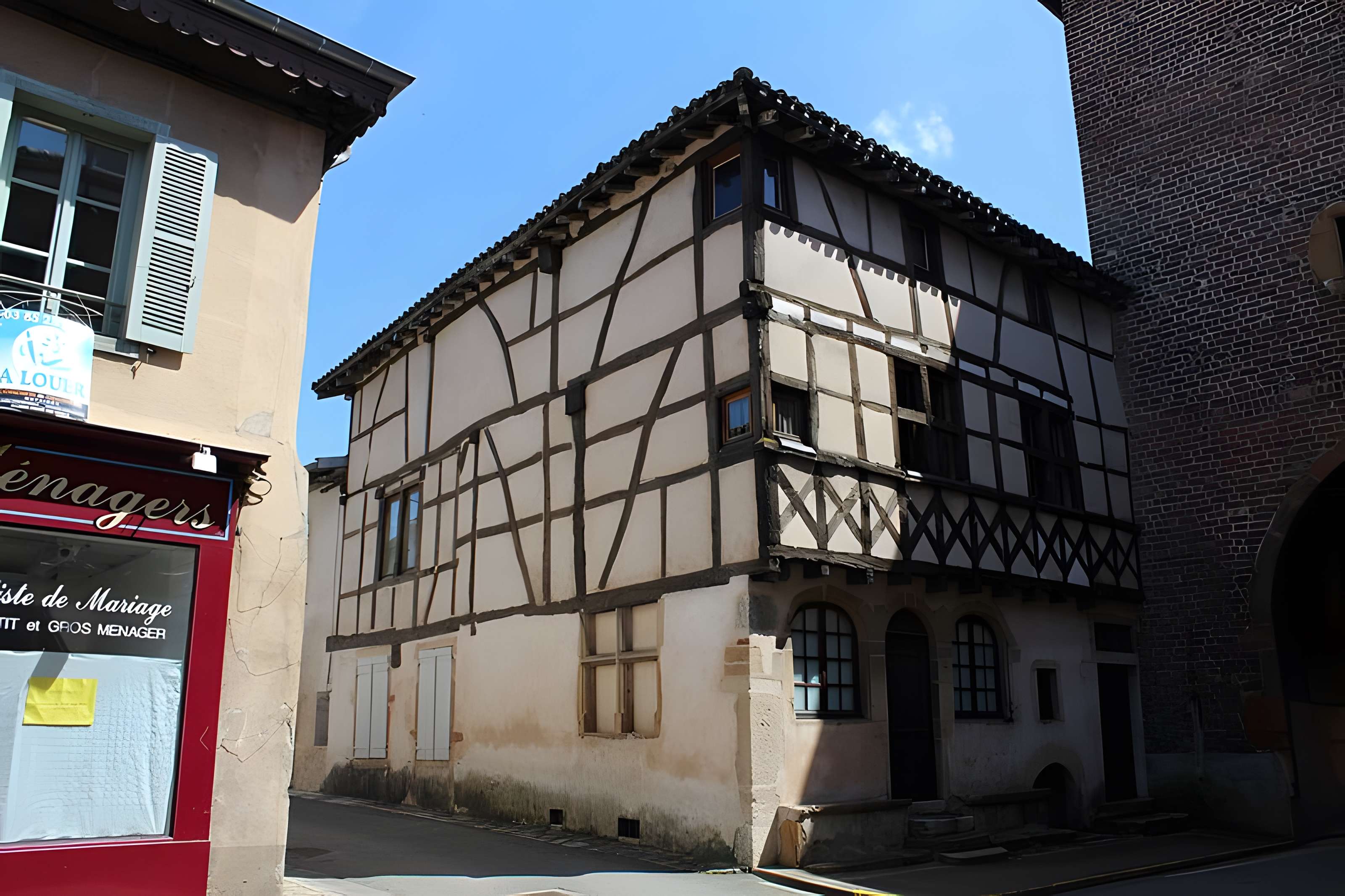 Immeuble attenant à la tour de l'Horloge, dit immeuble Dagallier