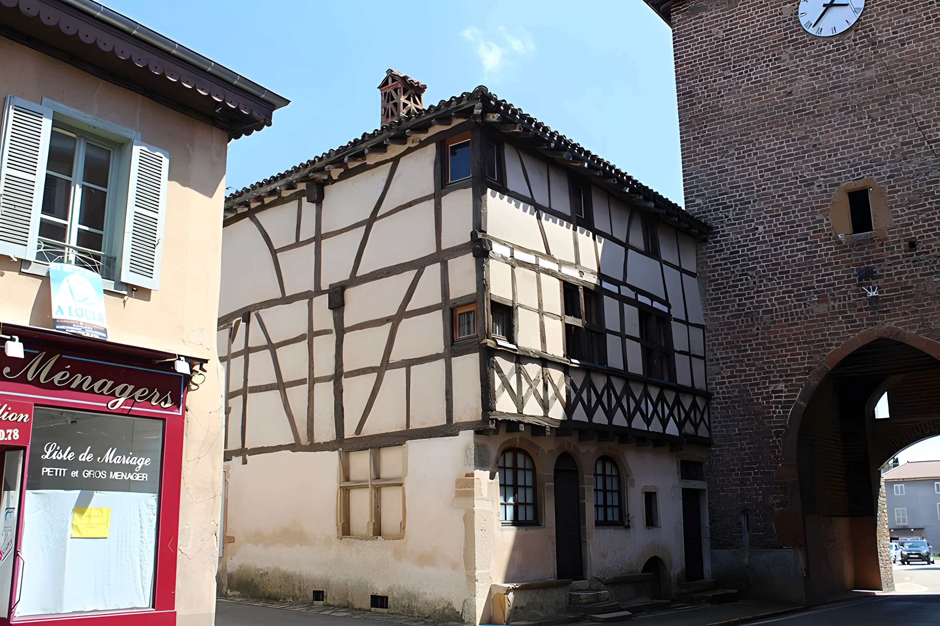 Immeuble attenant à la tour de l'Horloge, dit immeuble Dagallier