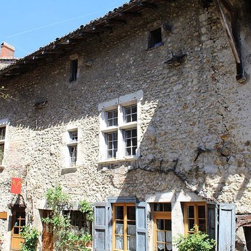 Maison Gerlier et remparts qui en dépendent