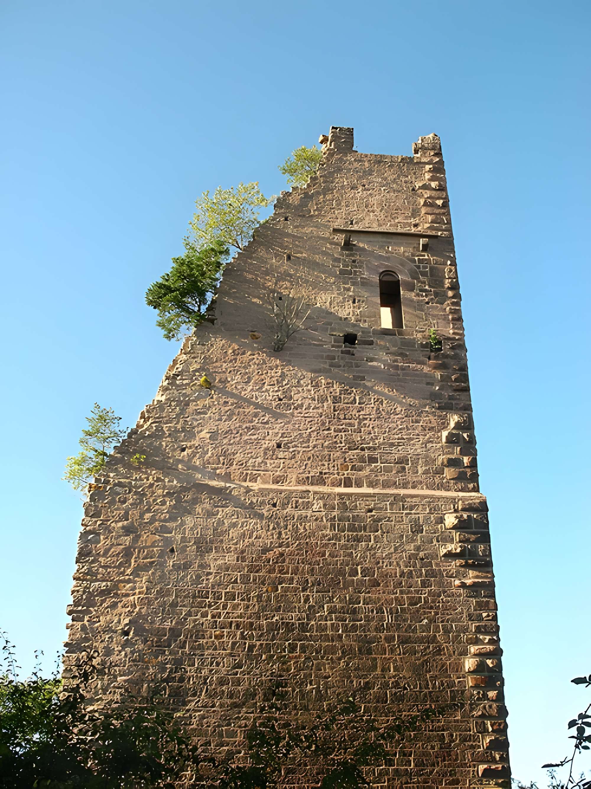 Ruines des châteaux de Weckmund et de Wahlenbourg