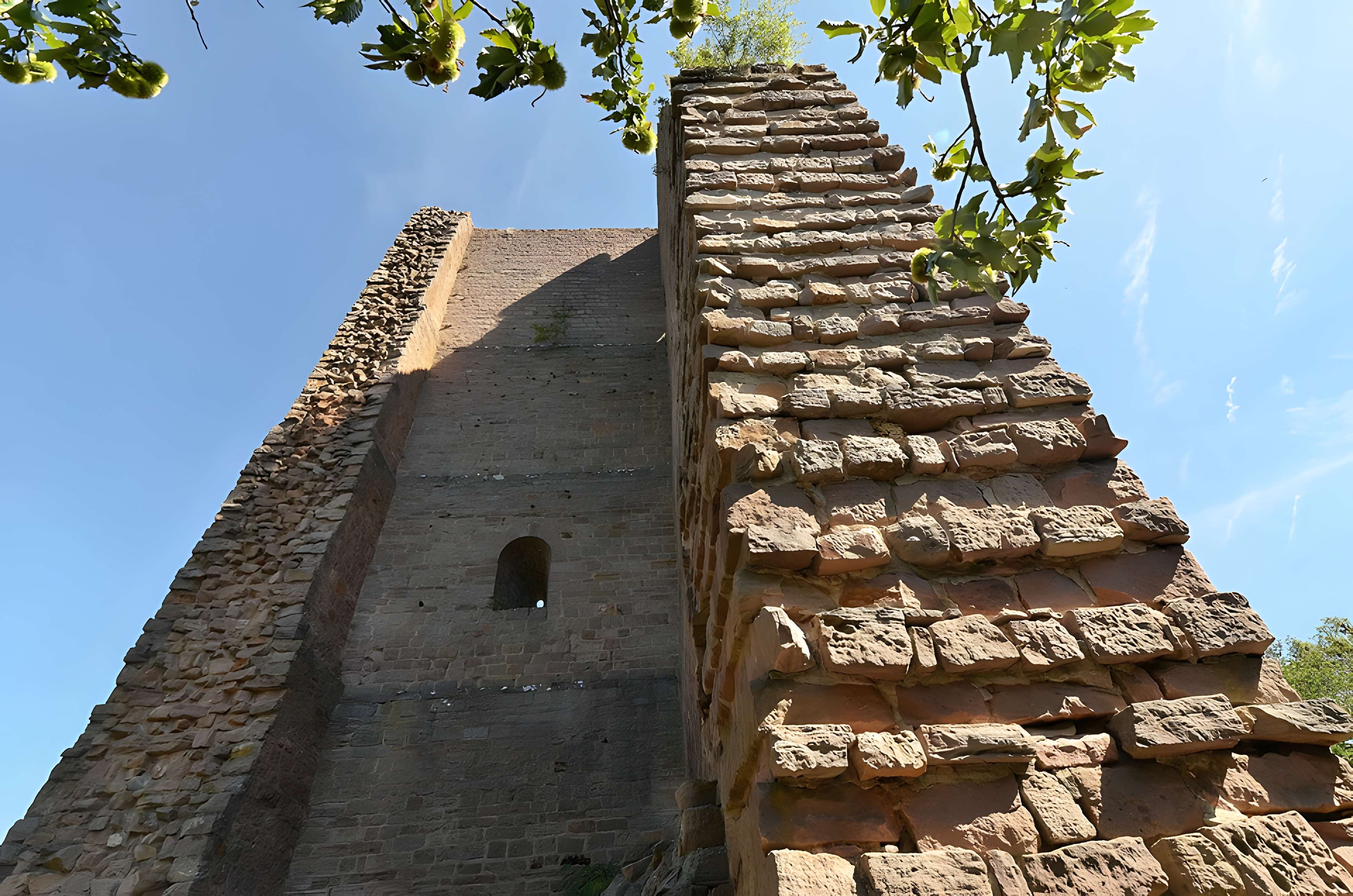 Ruines des châteaux de Weckmund et de Wahlenbourg