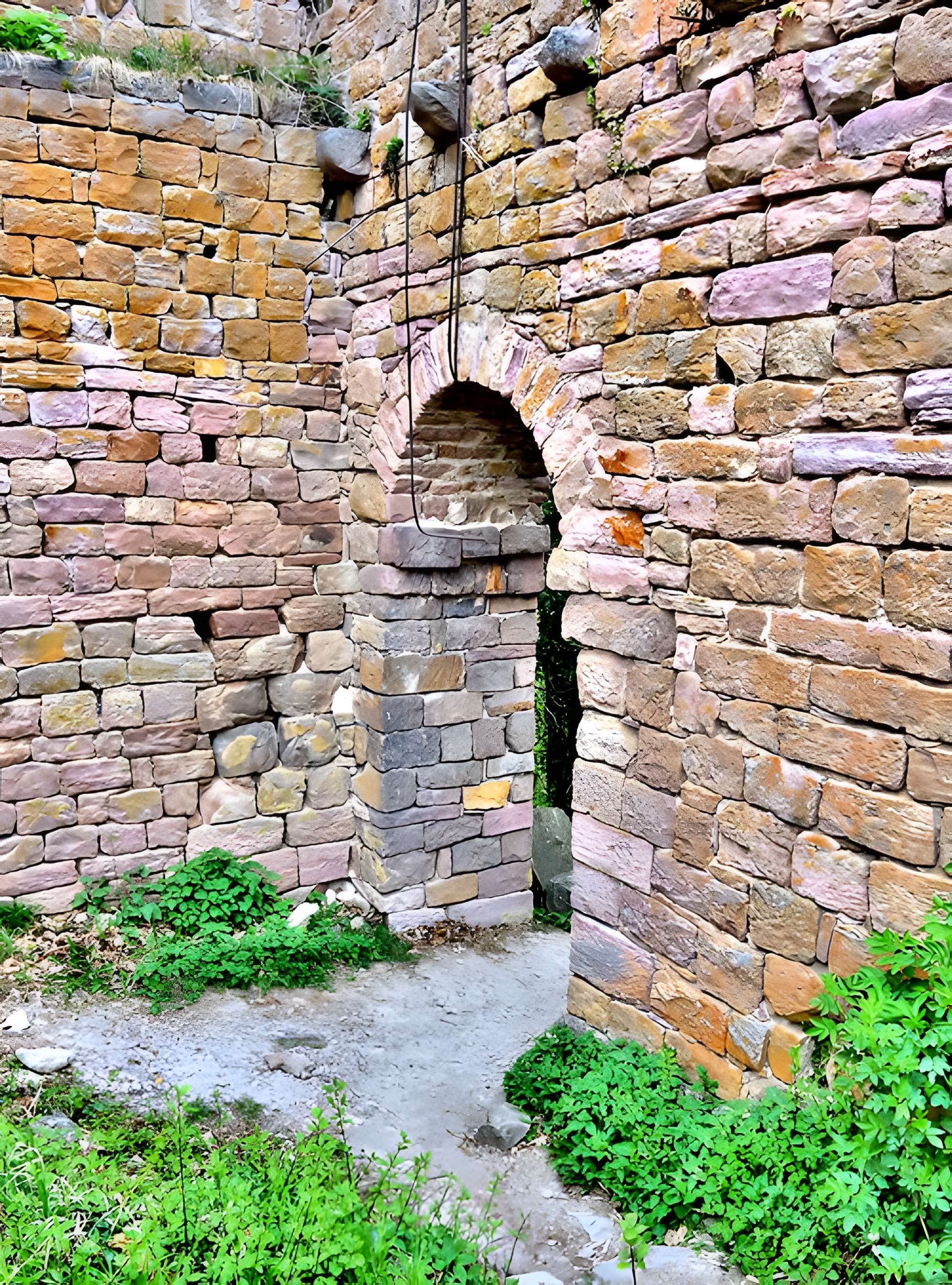 Ruines des châteaux de Weckmund et de Wahlenbourg