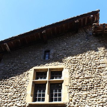 Maison Tary
