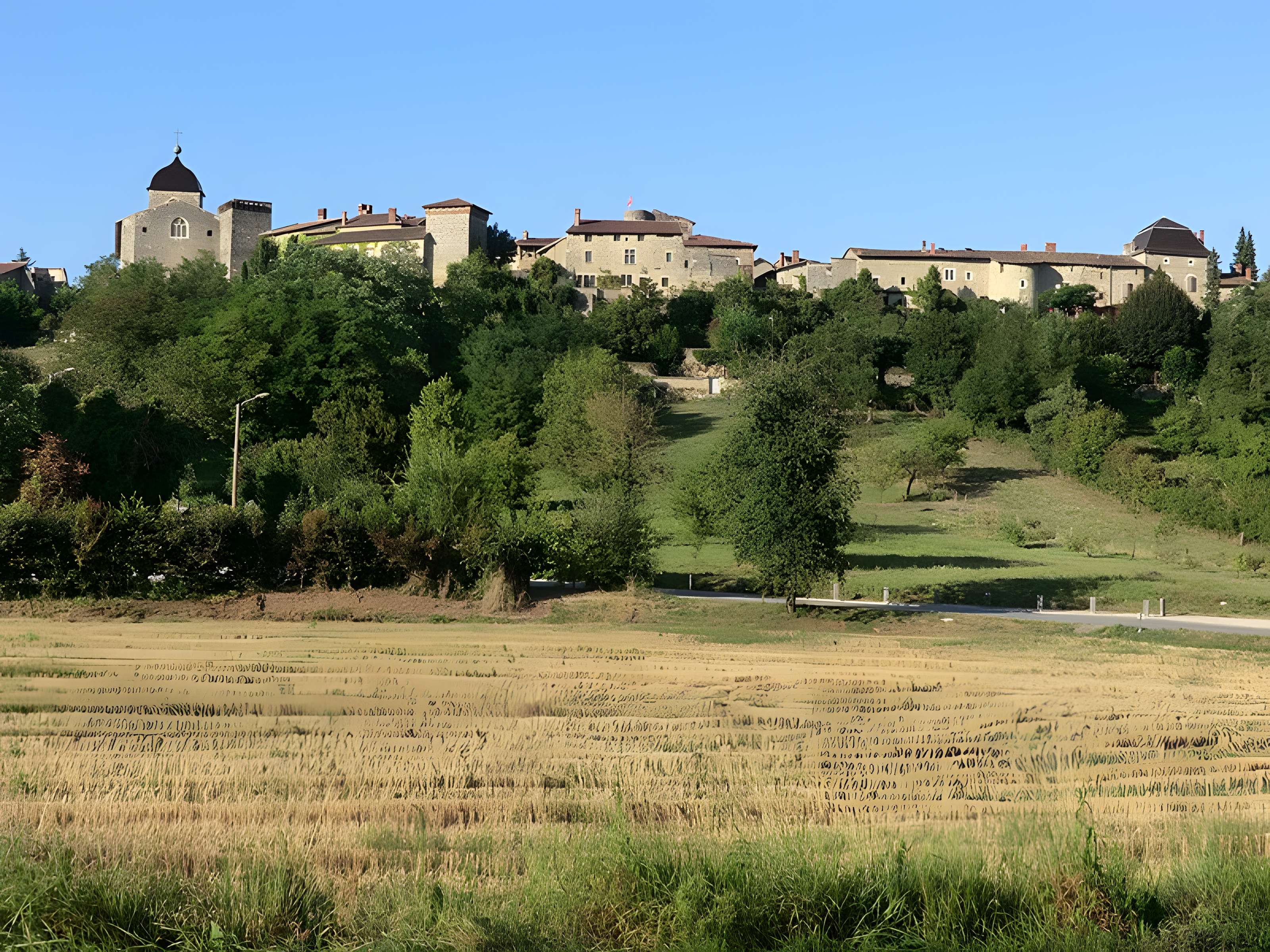 Rempart attenant à la maison Nicolas