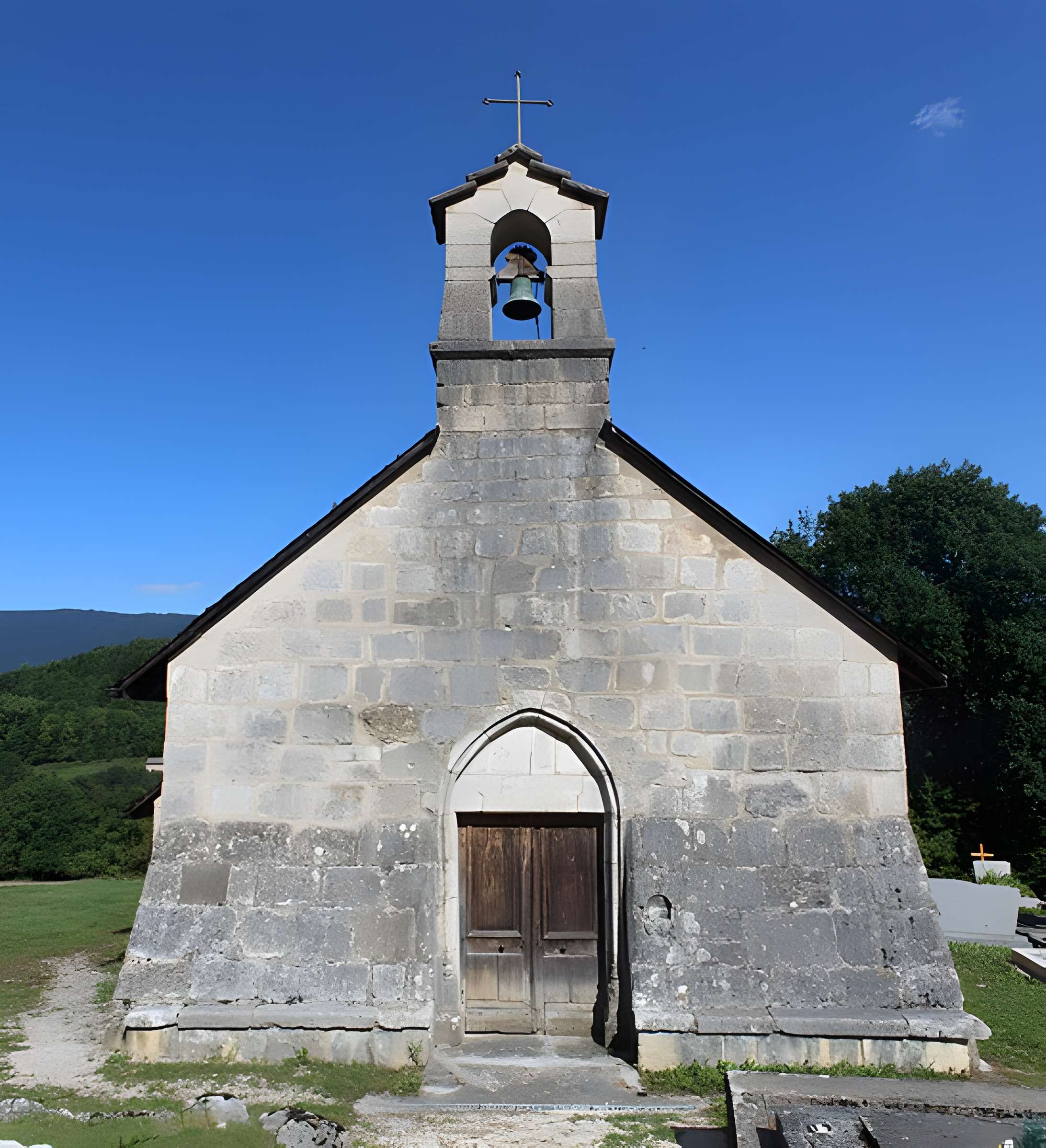 Eglise de Luthézieu