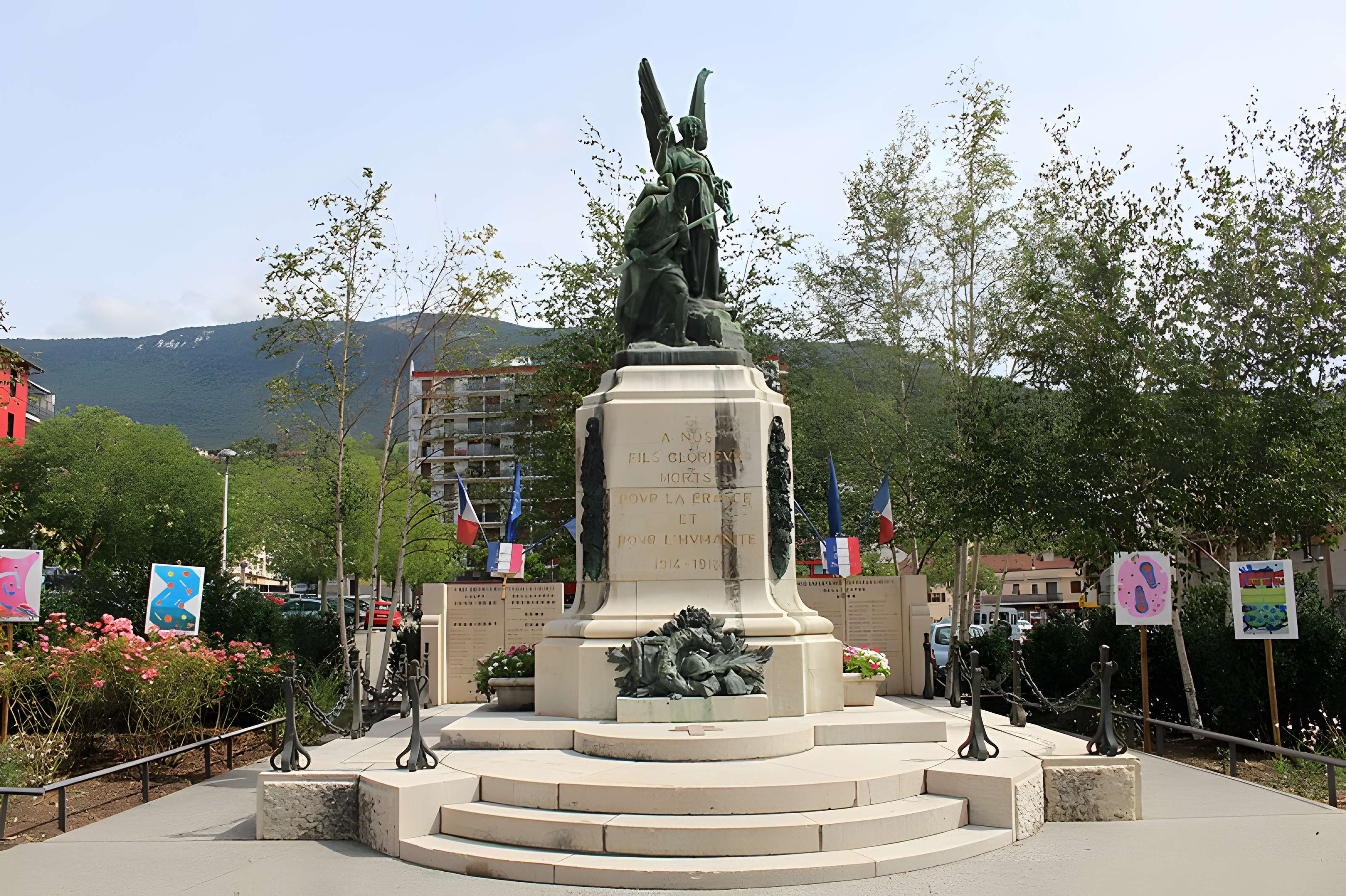 Monument aux morts
