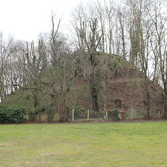 Photo de Motte féodale dite Poype de Villars