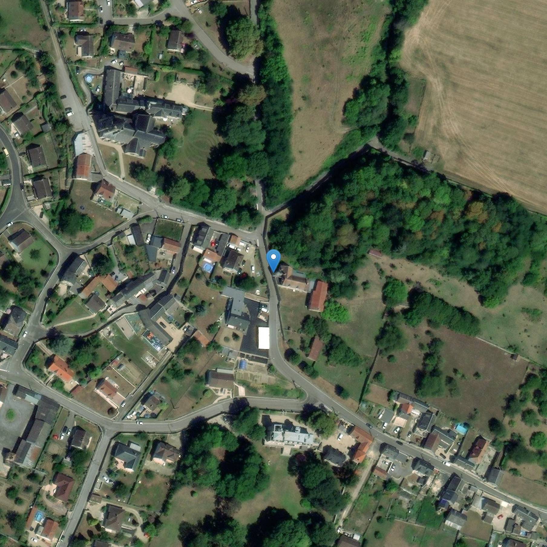 Photo de Maison, en face du chemin de l'église