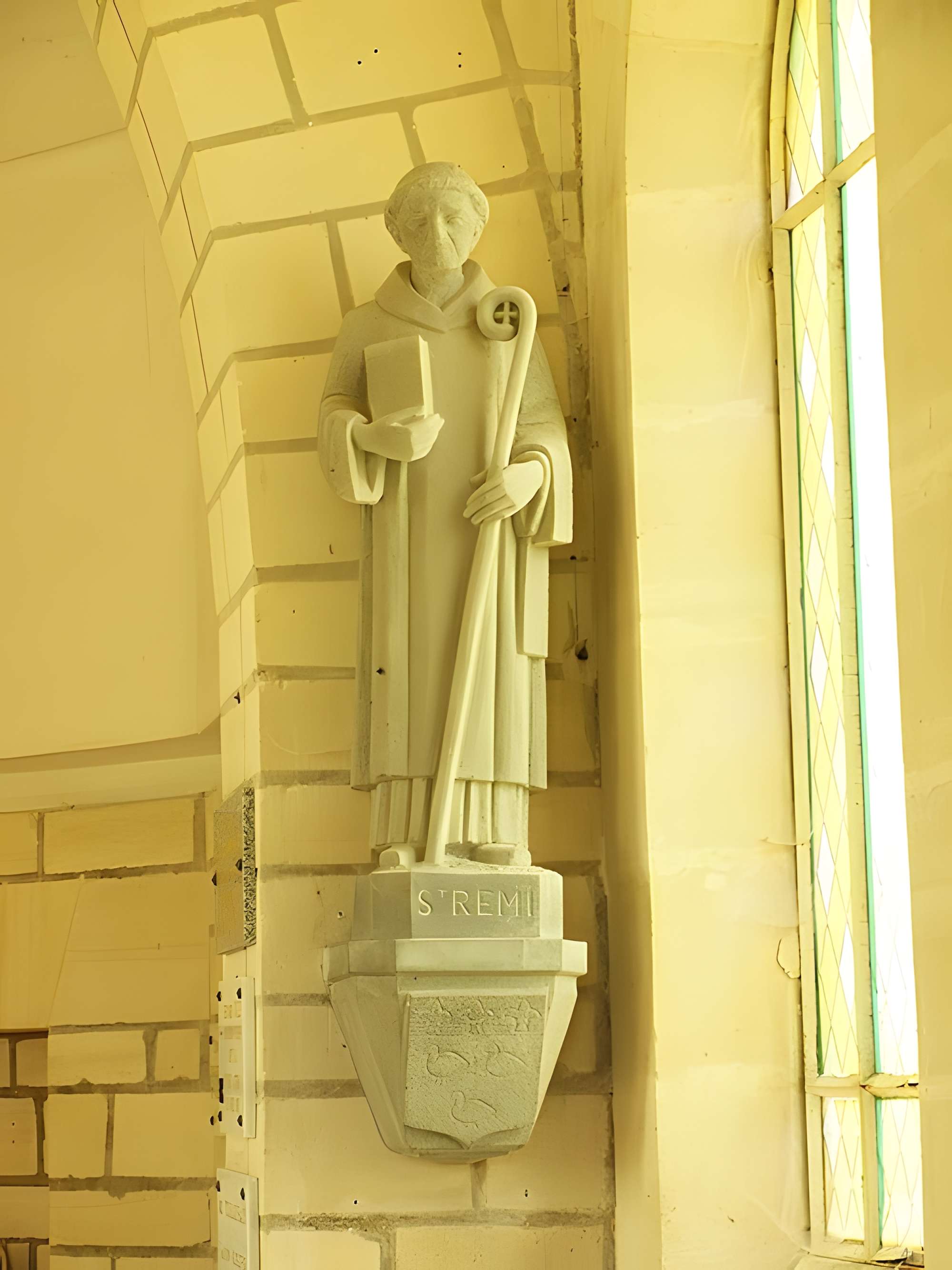 Chapelle du Souvenir et lanterne des morts