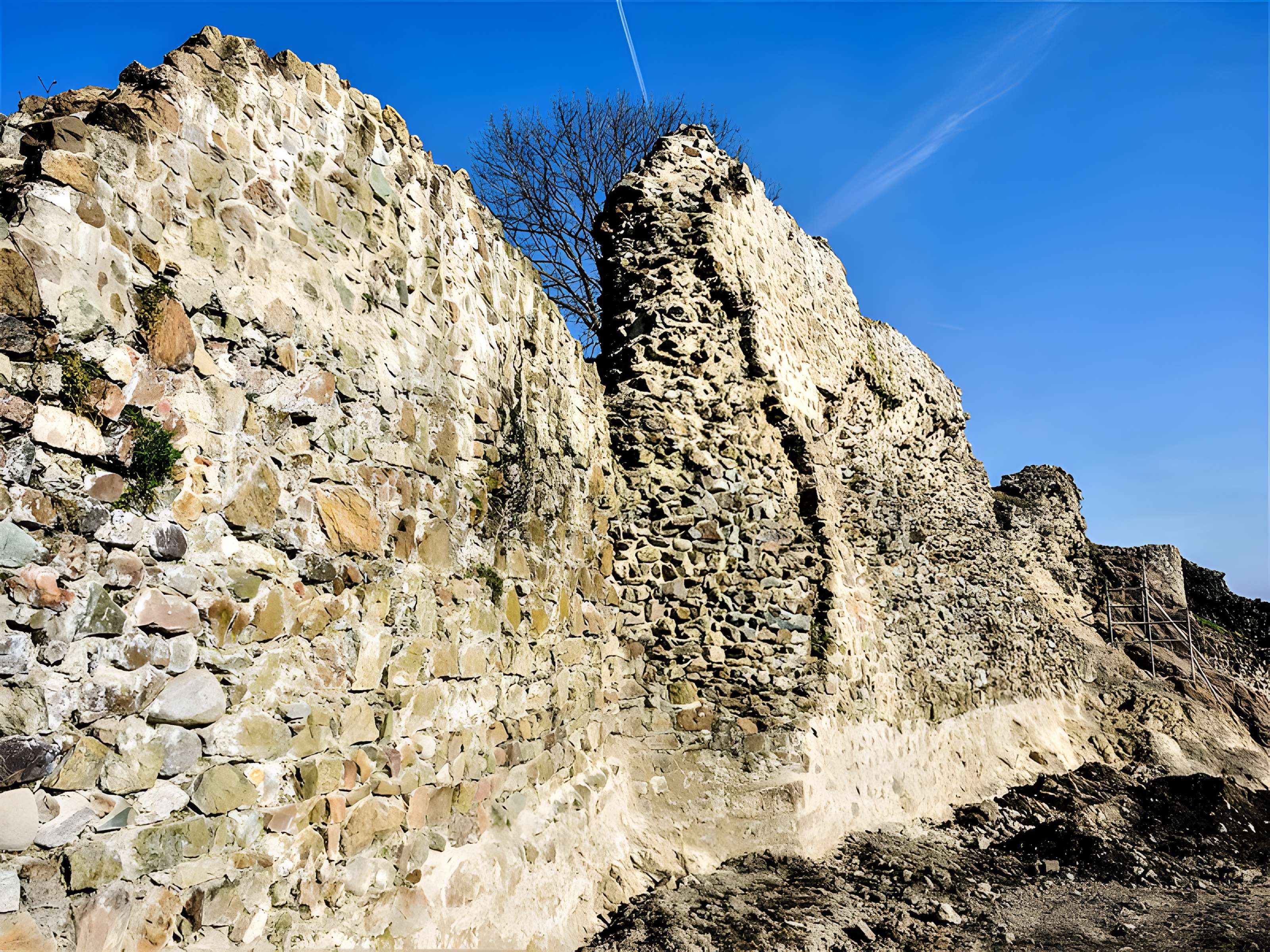 Château d'Engelbourg ou l'Oeil de la Sorcière