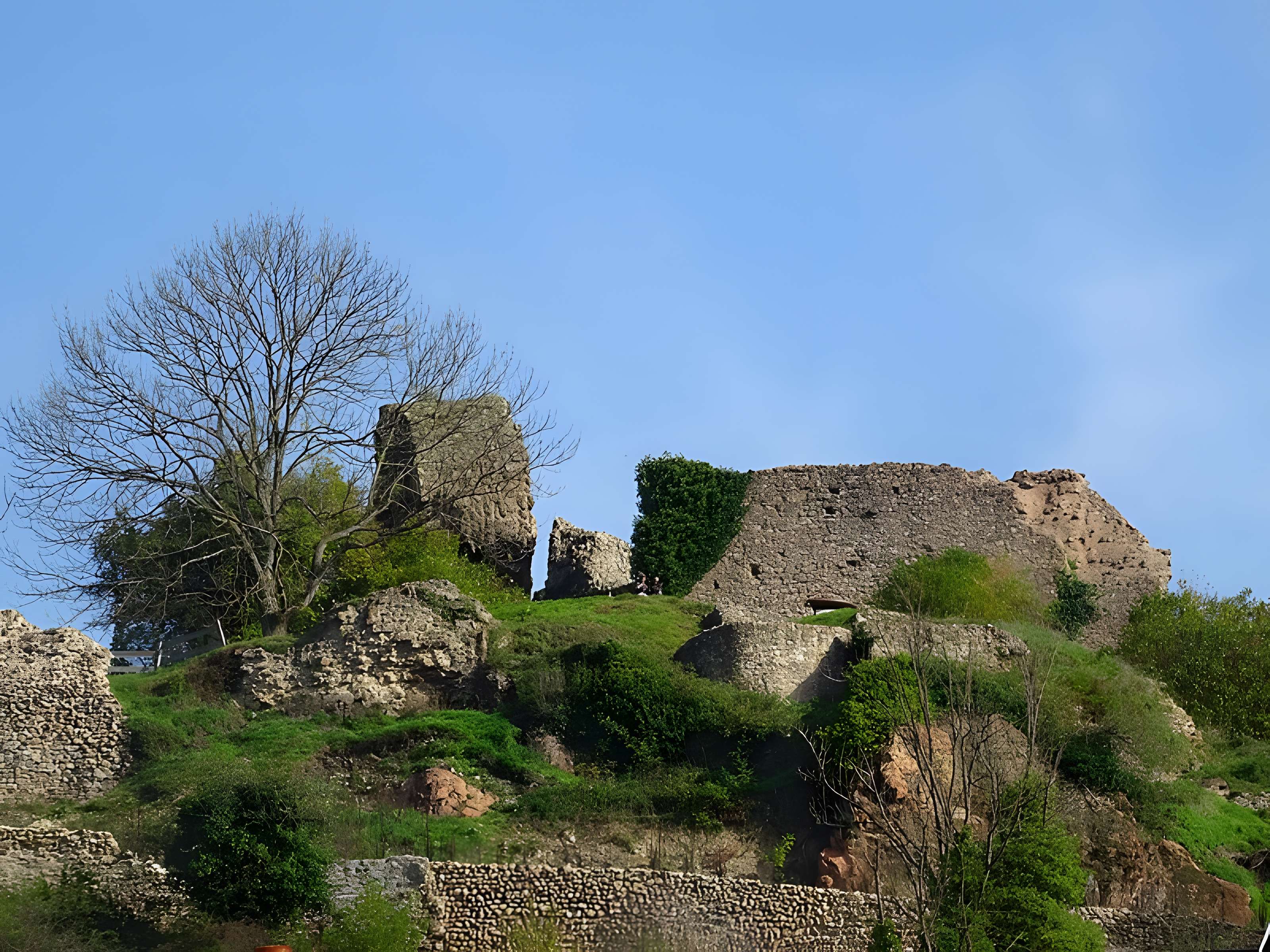 Château d'Engelbourg ou l'Oeil de la Sorcière