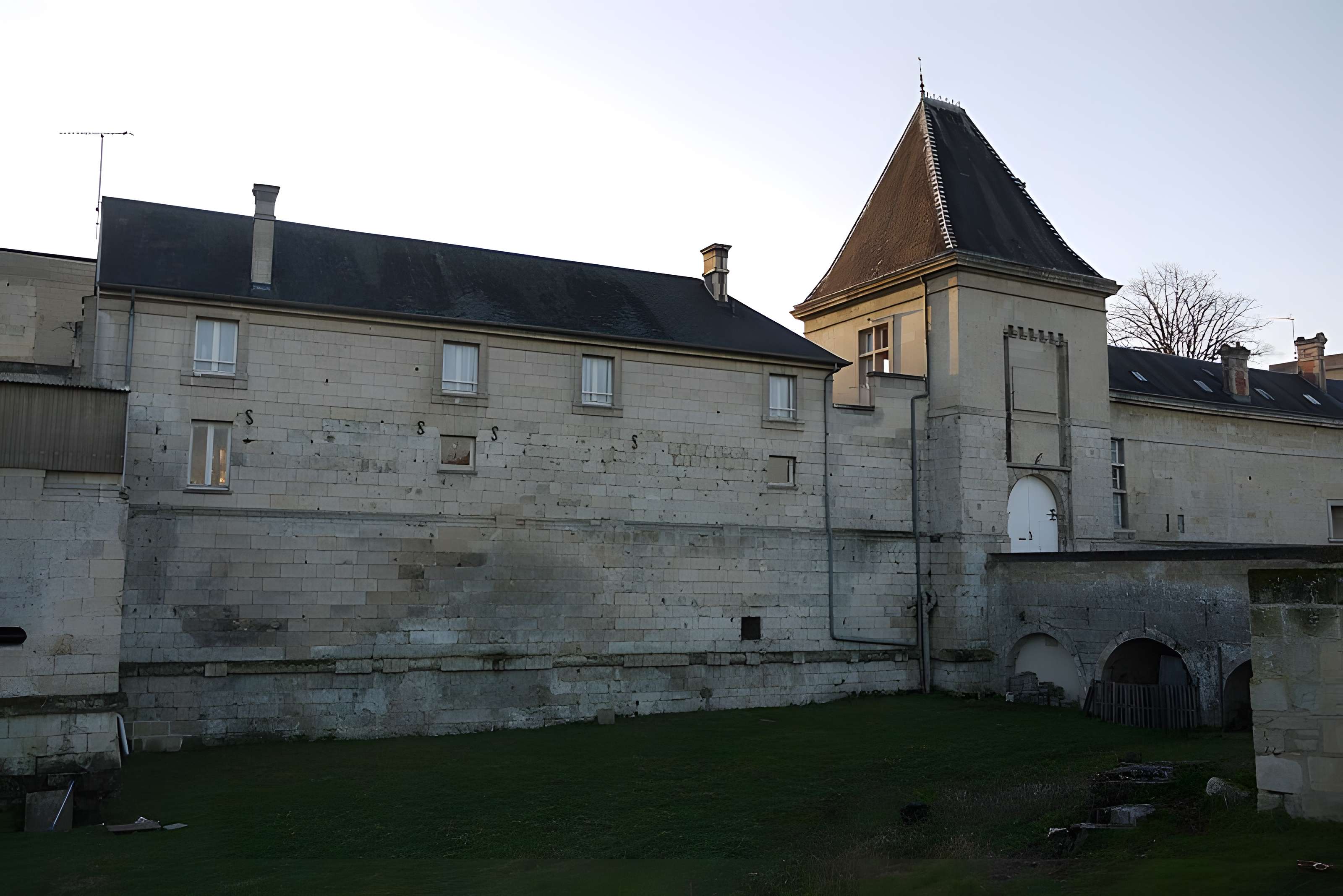 Ancien château de Coeuvres