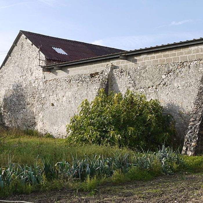 Photo de Maison forte dite Ferme de Villefontaine