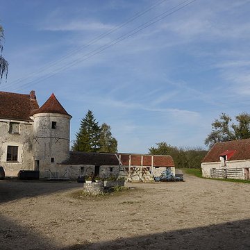 Maison forte dite Ferme de Villefontaine