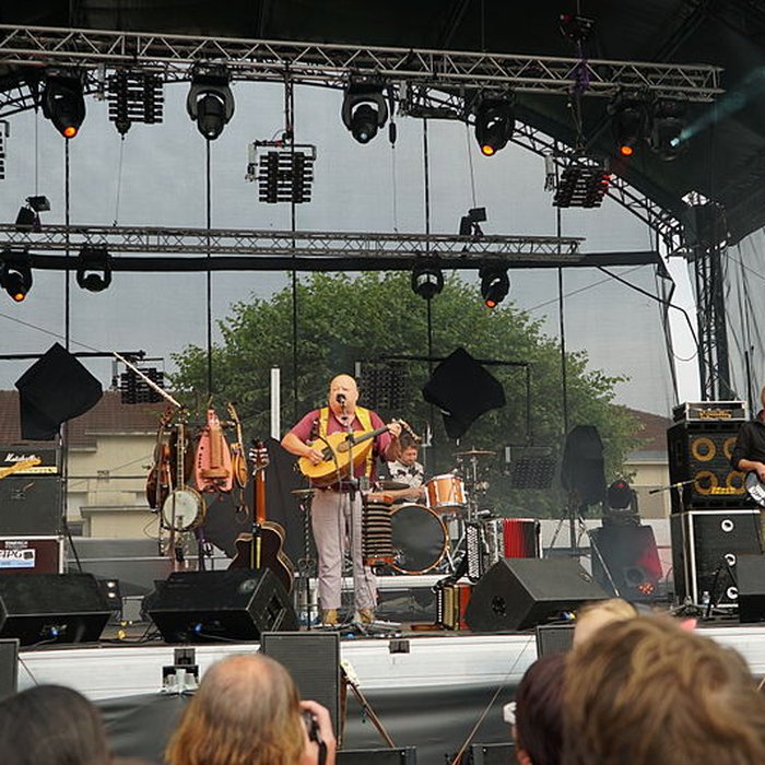 Photo de Ancienne caserne des Dragons de la Reine