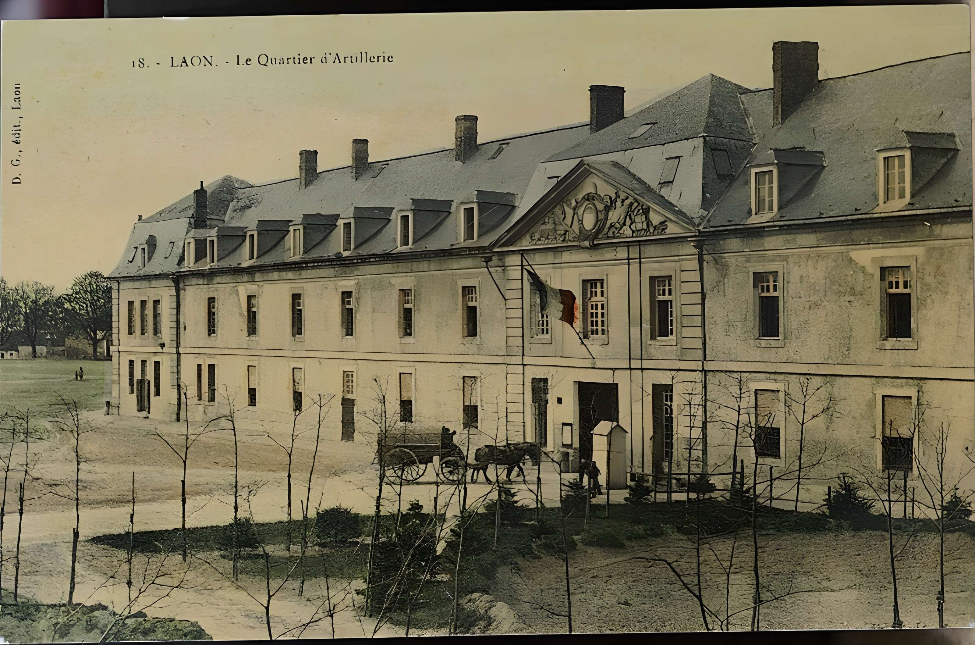 Ancienne caserne des Dragons de la Reine