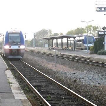 Rotonde et halle-atelier ferroviaires