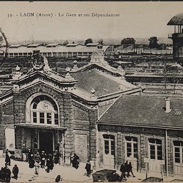 Rotonde et halle-atelier ferroviaires