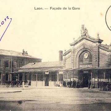 Rotonde et halle-atelier ferroviaires