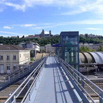 Rotonde et halle-atelier ferroviaires
