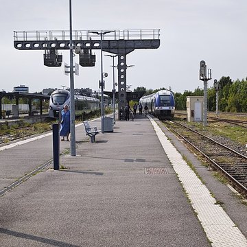 Rotonde et halle-atelier ferroviaires