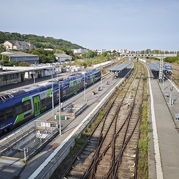Rotonde et halle-atelier ferroviaires