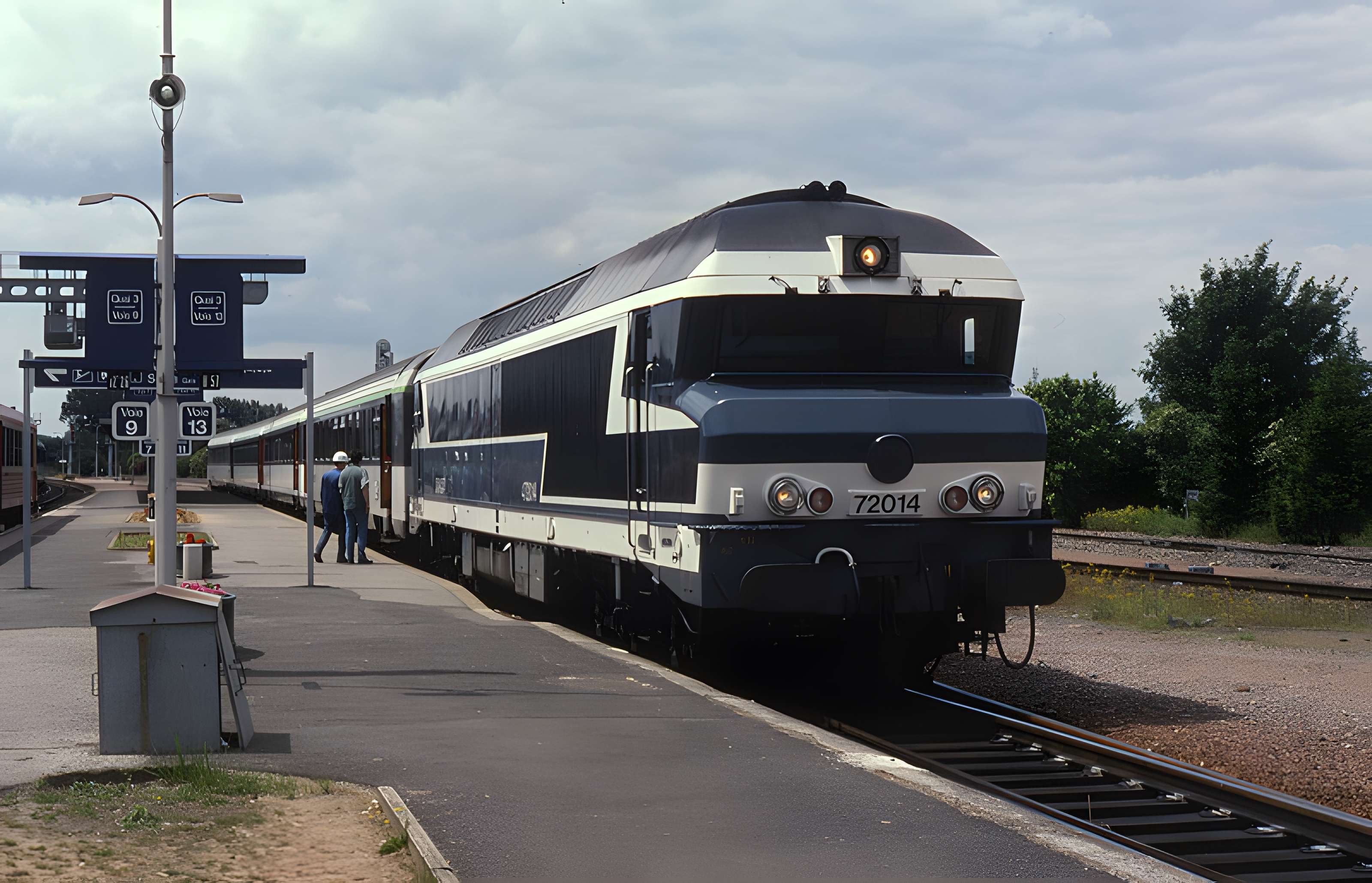 Rotonde et halle-atelier ferroviaires