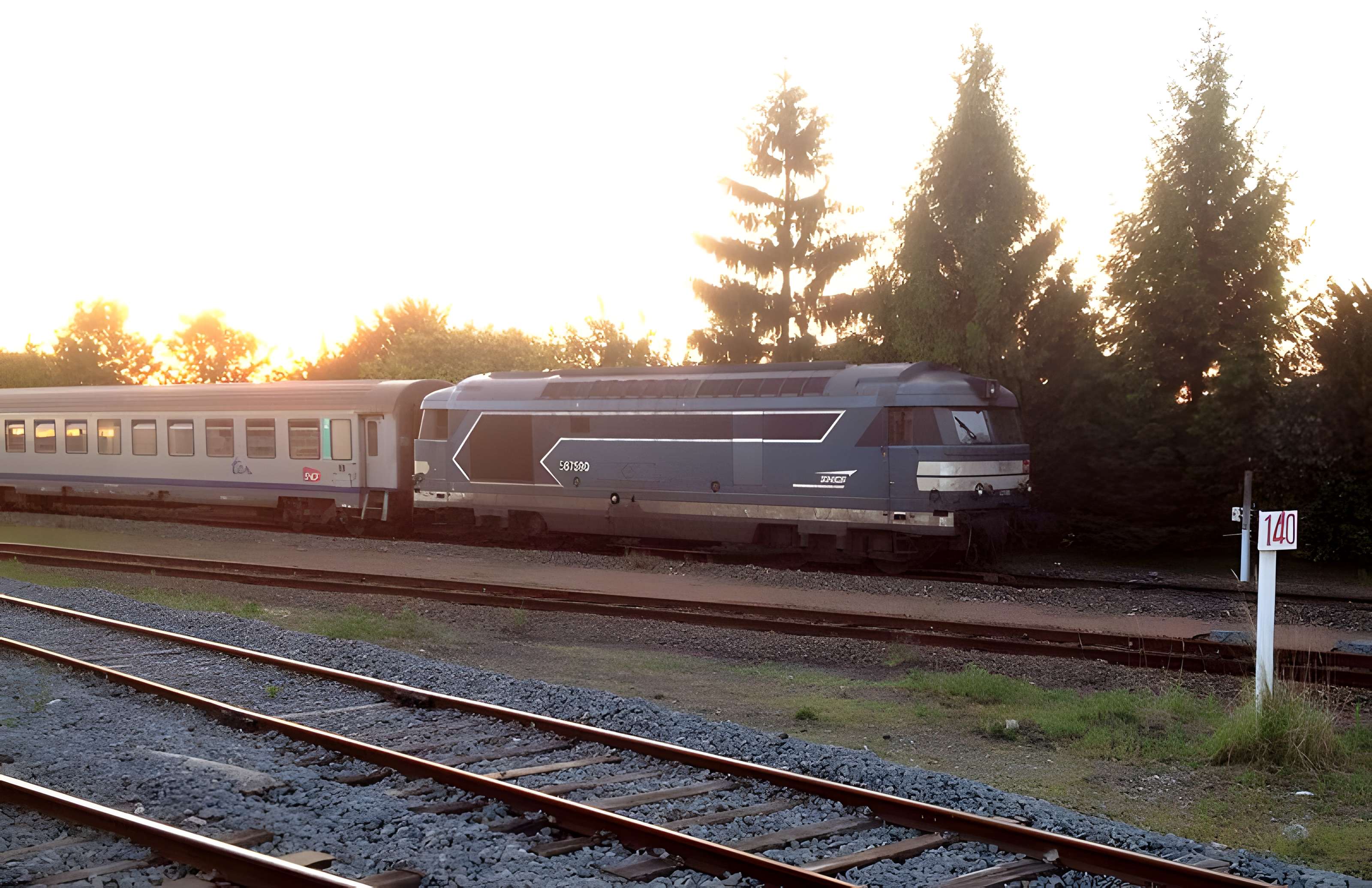 Rotonde et halle-atelier ferroviaires