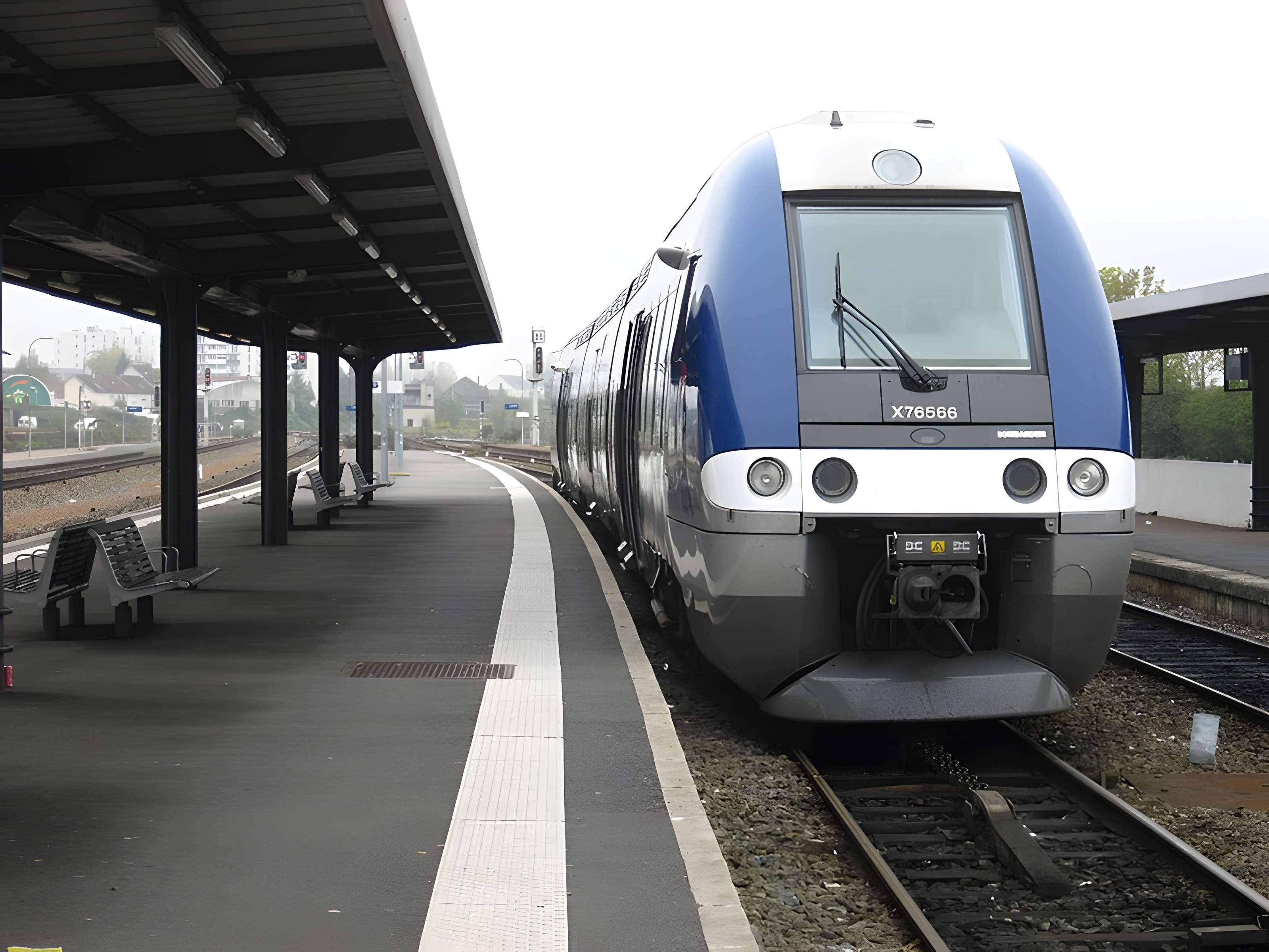 Rotonde et halle-atelier ferroviaires