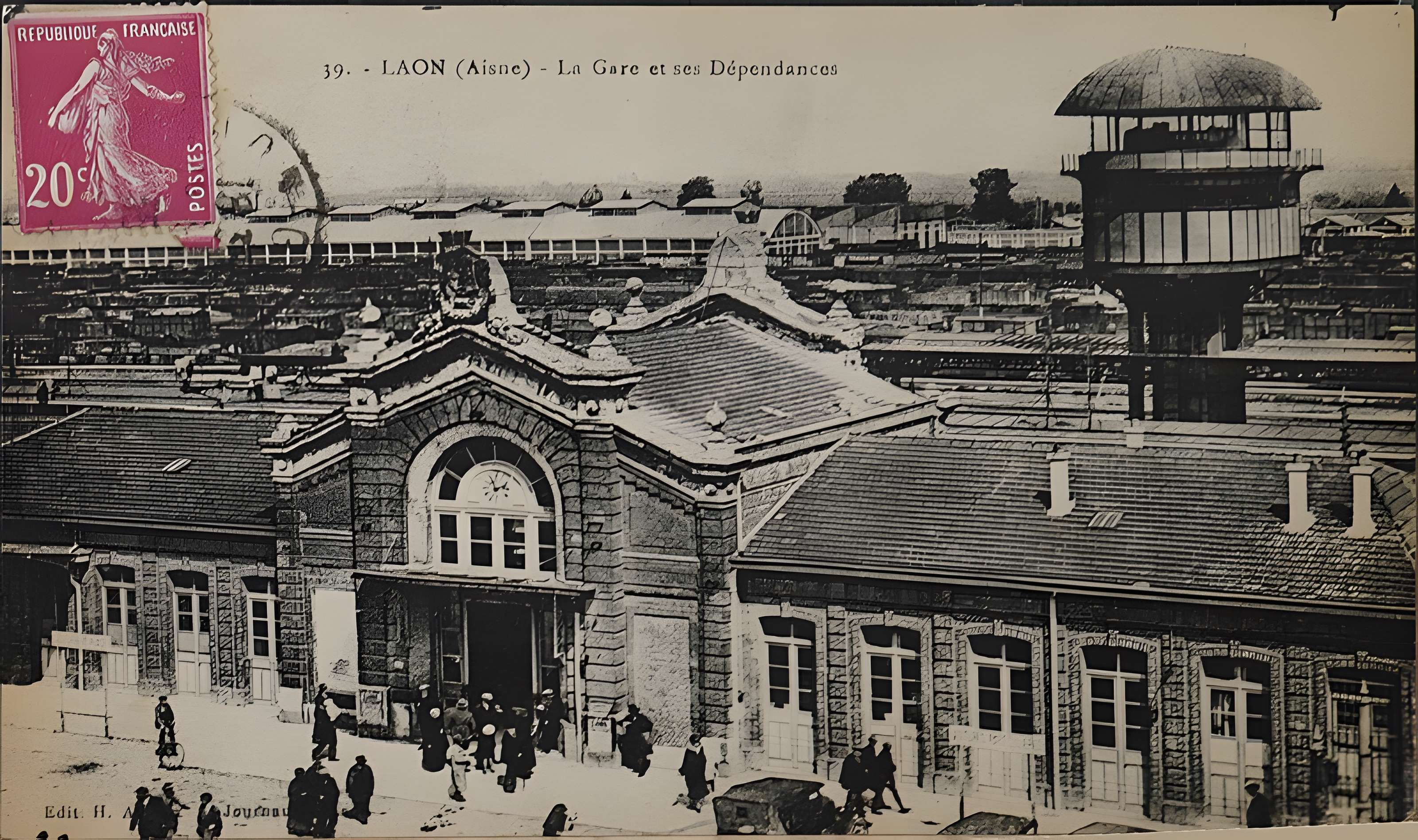 Rotonde et halle-atelier ferroviaires