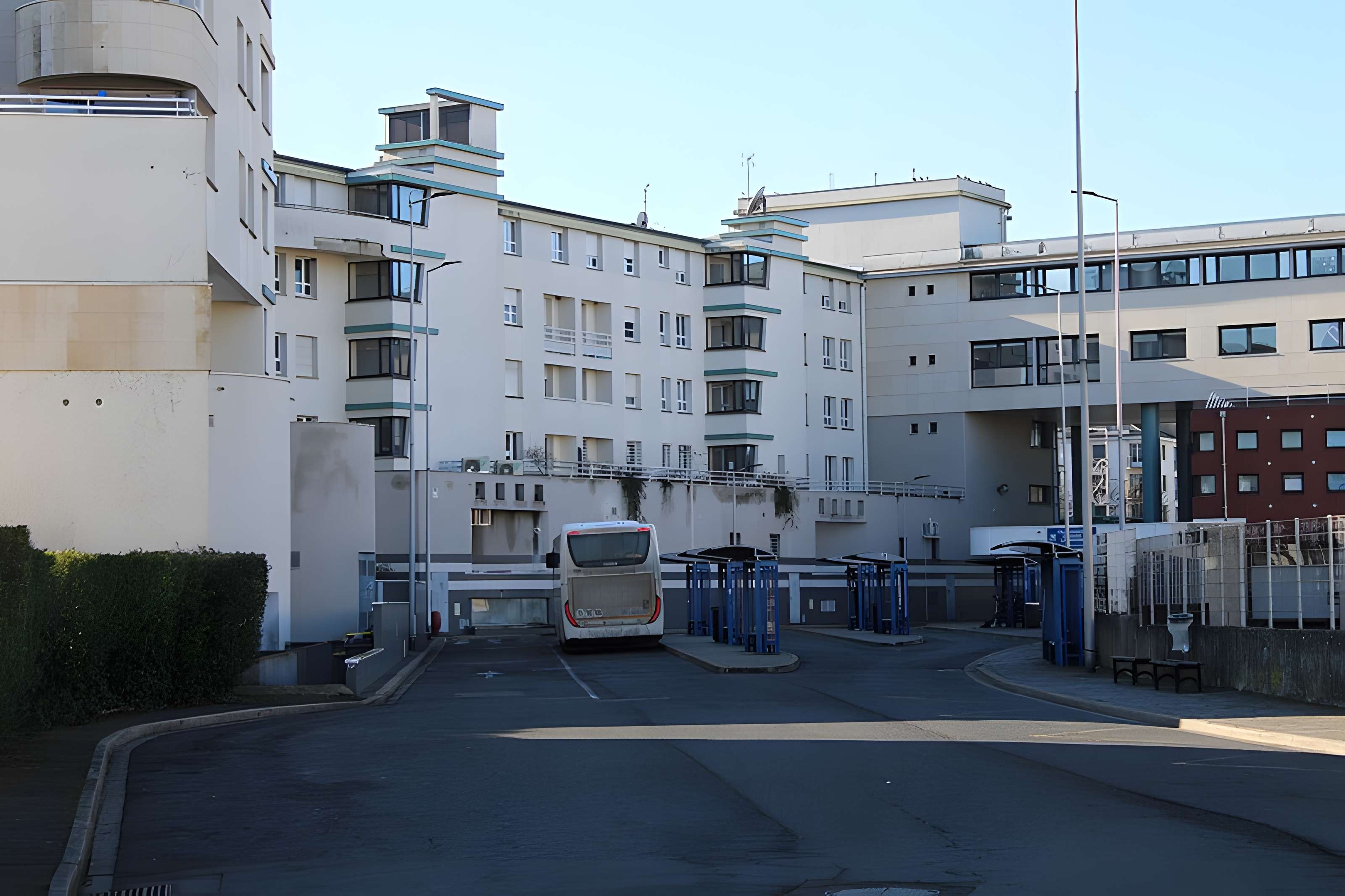 Rotonde et halle-atelier ferroviaires
