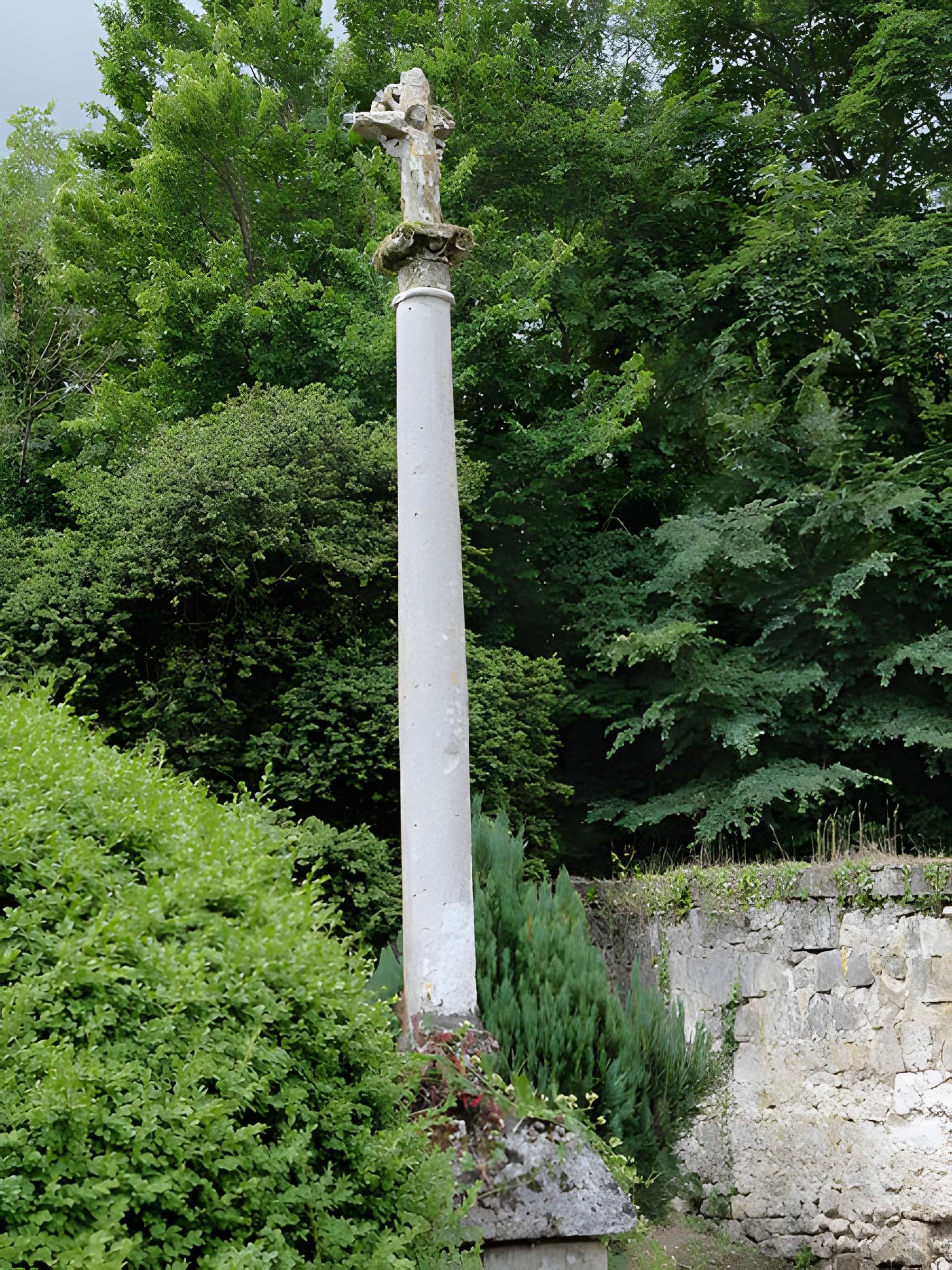 Croix de cimetière