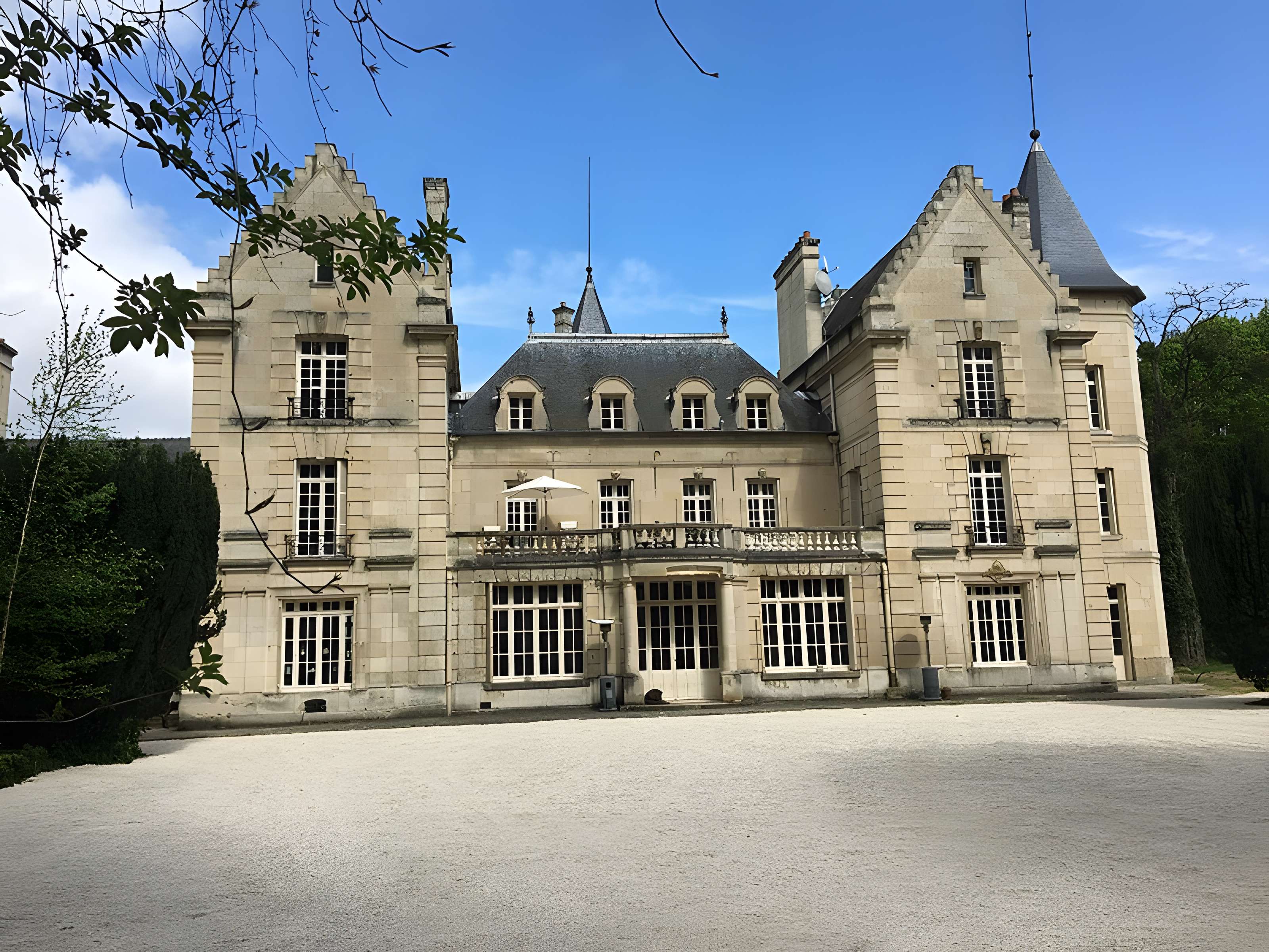 Domaine du château du Montois