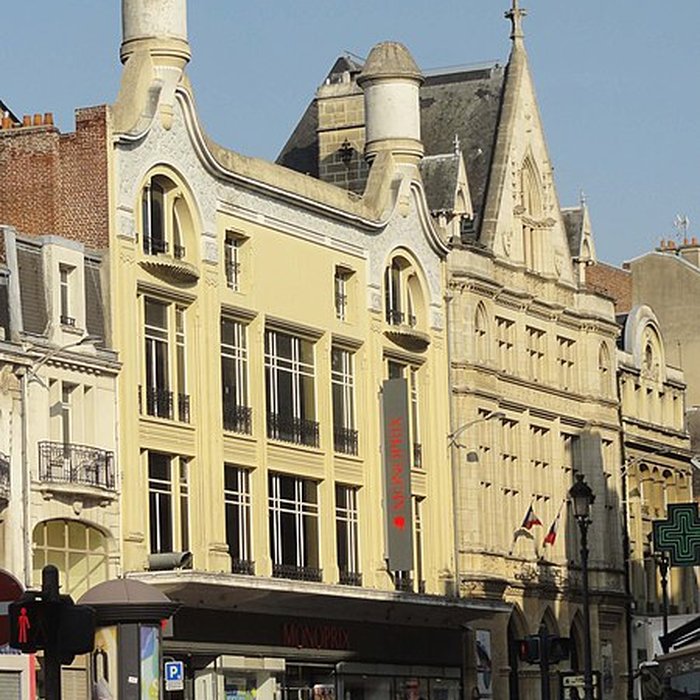Photo de Ancienne chambre de commerce et ancienne église Saint-Jacques