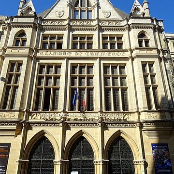 Ancienne chambre de commerce et ancienne église Saint-Jacques