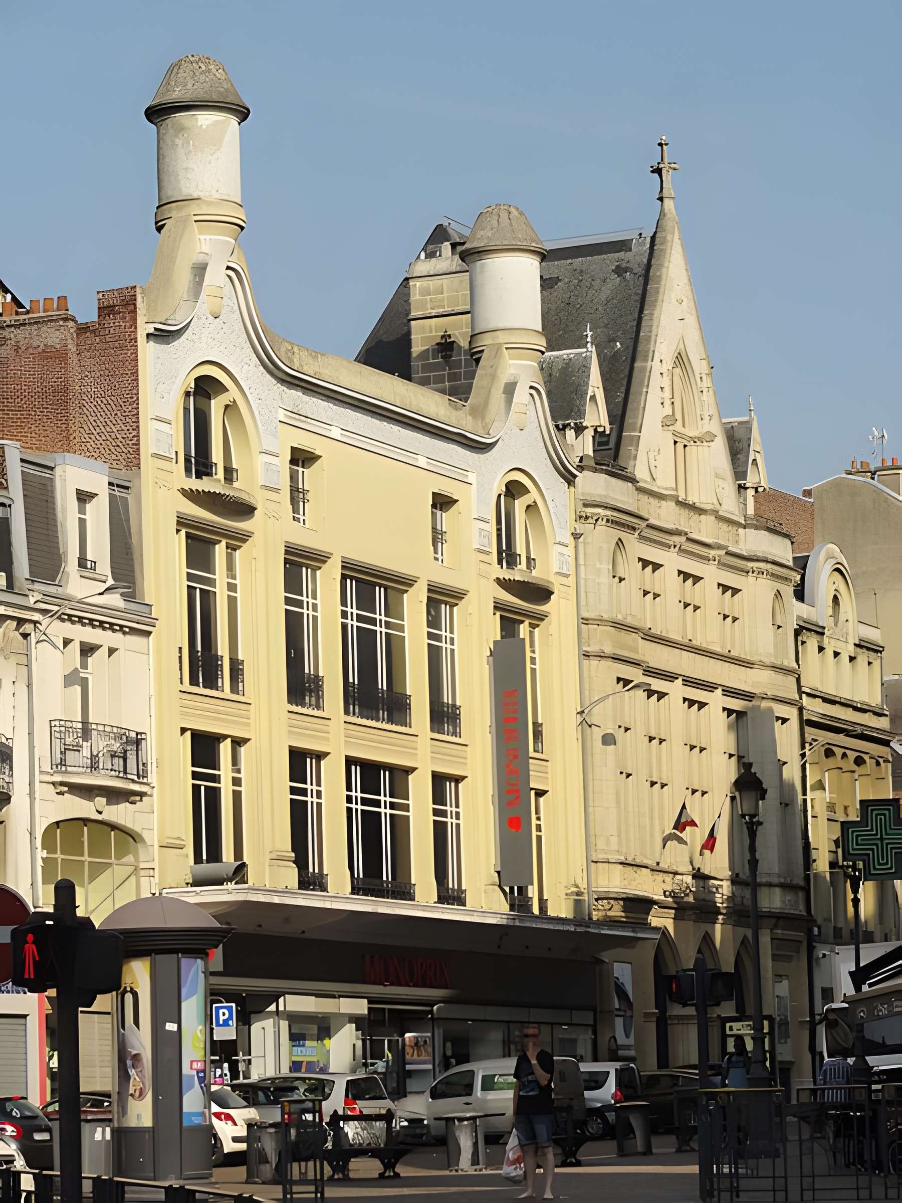 Ancienne chambre de commerce et ancienne église Saint-Jacques