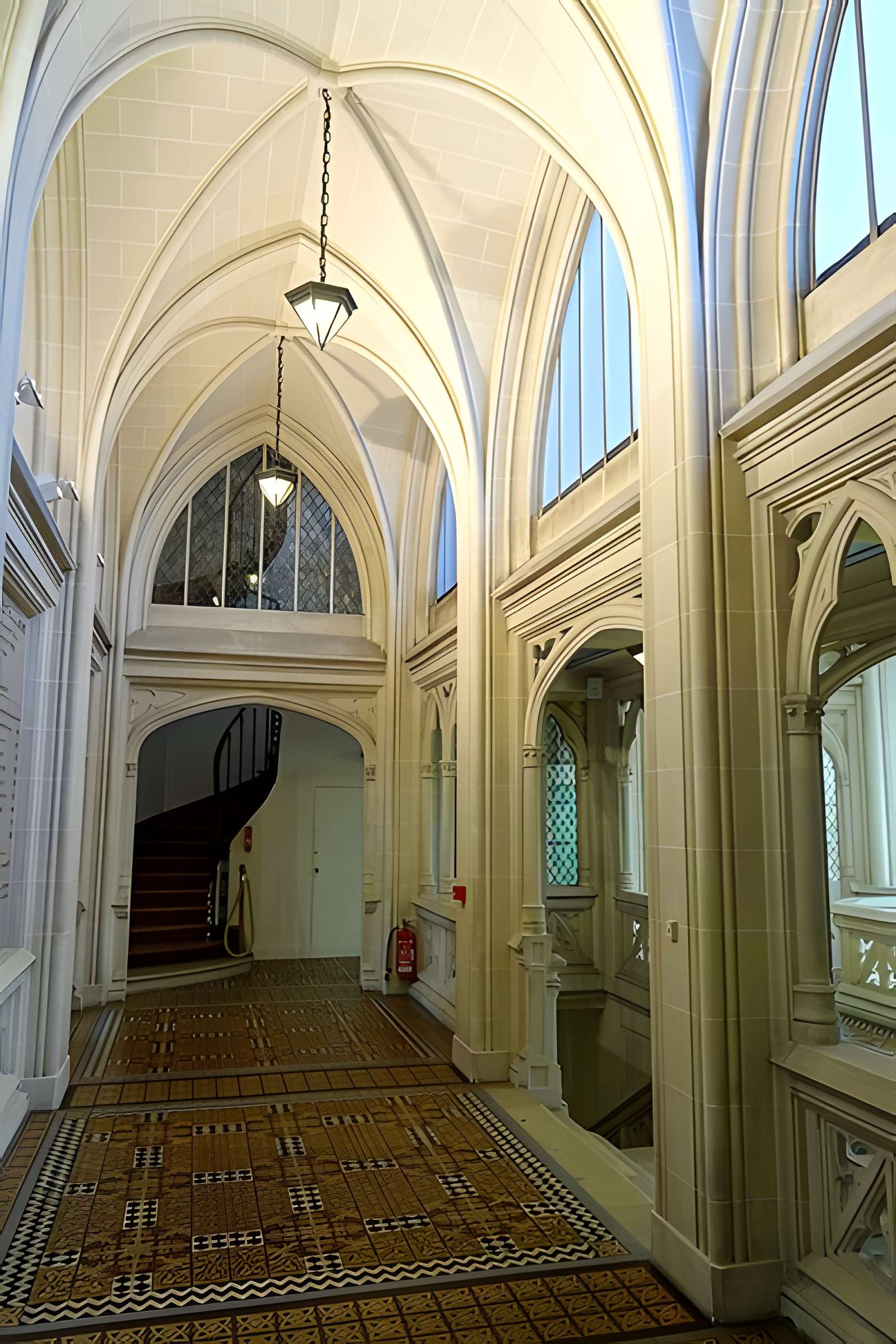 Ancienne chambre de commerce et ancienne église Saint-Jacques