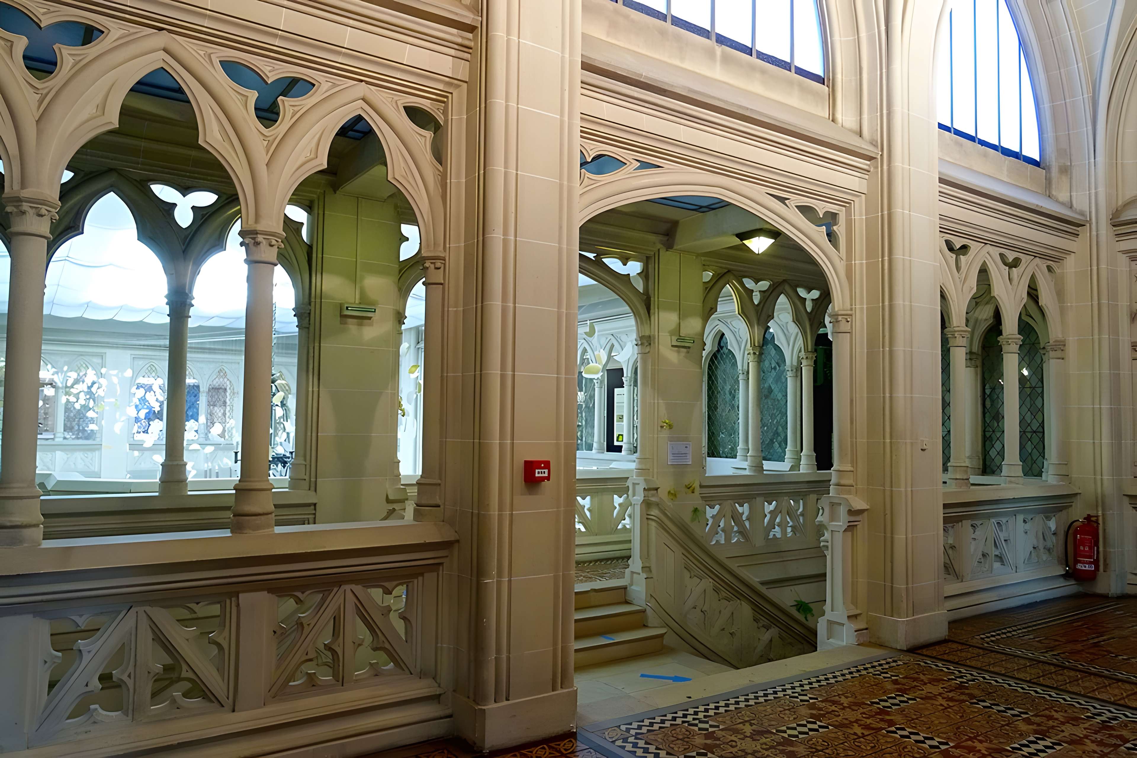 Ancienne chambre de commerce et ancienne église Saint-Jacques