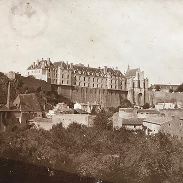 Château des ducs de La Trémoille