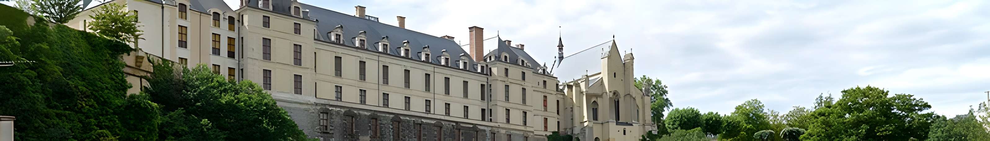 Château des ducs de La Trémoille